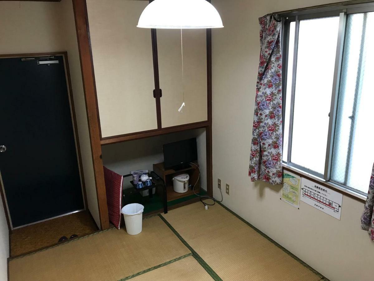 Business Ryokan Asahi Fukuoka  Bagian luar foto